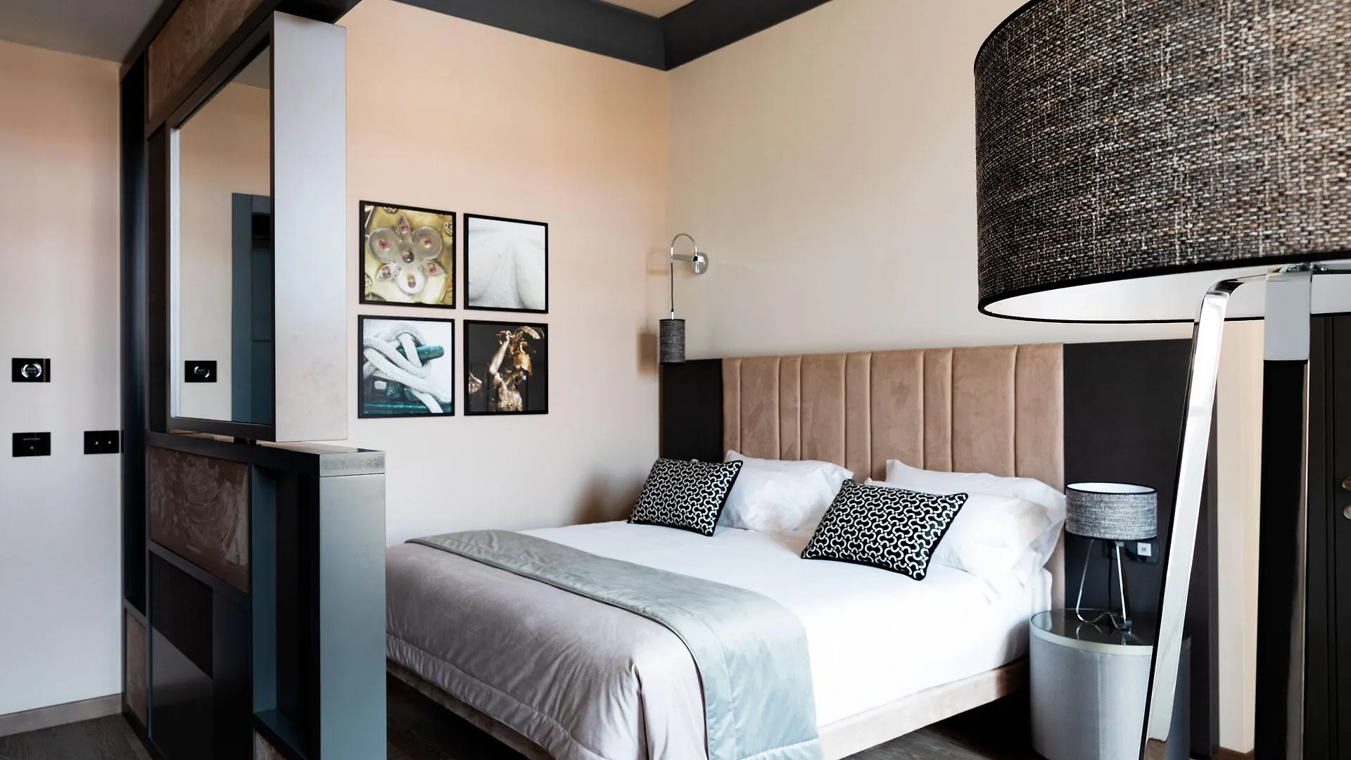 Amadomus Luxury Suites Νάπολη Ξενοδοχείο